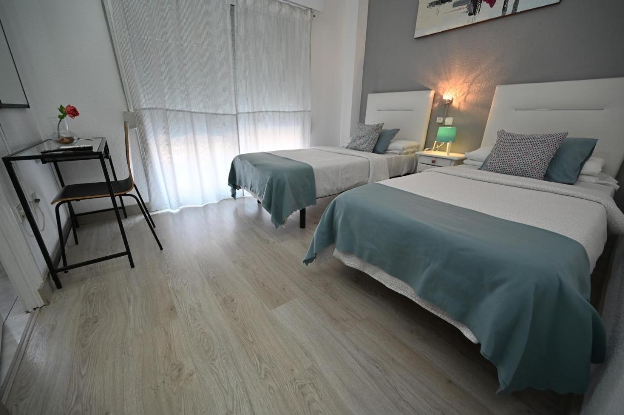 Hostal Hb Torrevieja 호텔 외부 사진